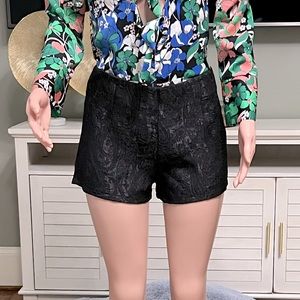 “Dark Knight” Black Paisley Print Shorts. Size M. Great Fit! NWT!